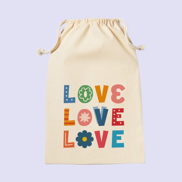 Love Gift Bag | La Puzzlerie